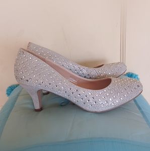De Blossom Collection Silver Jeweled Heels